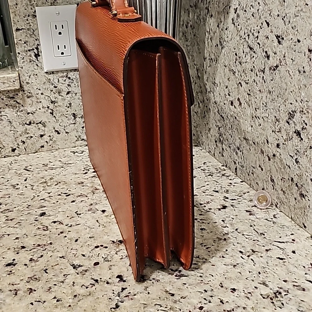Louis Vuitton brown Epi leather briefcase 16x11x4 inches